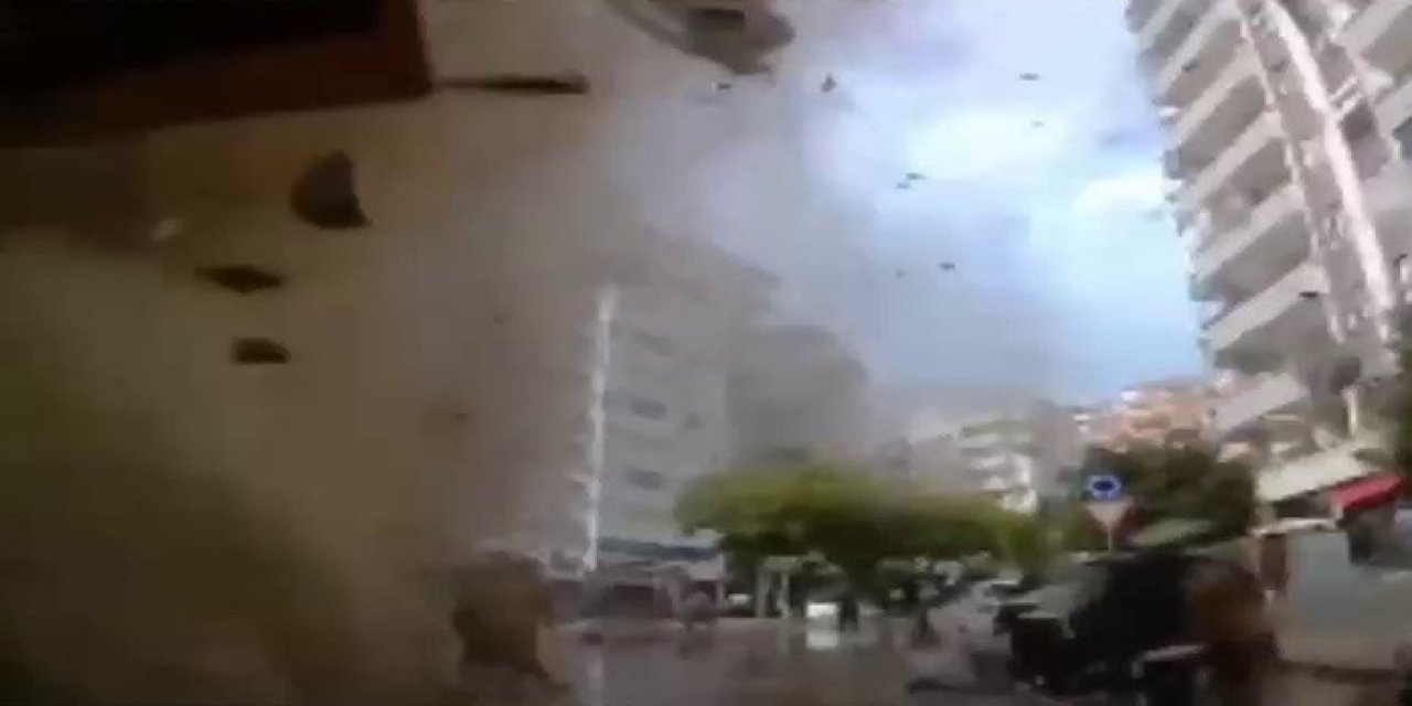 Depremin Yıkıcı Görüntüsü Araç Kamerasına Böyle Yansıdı