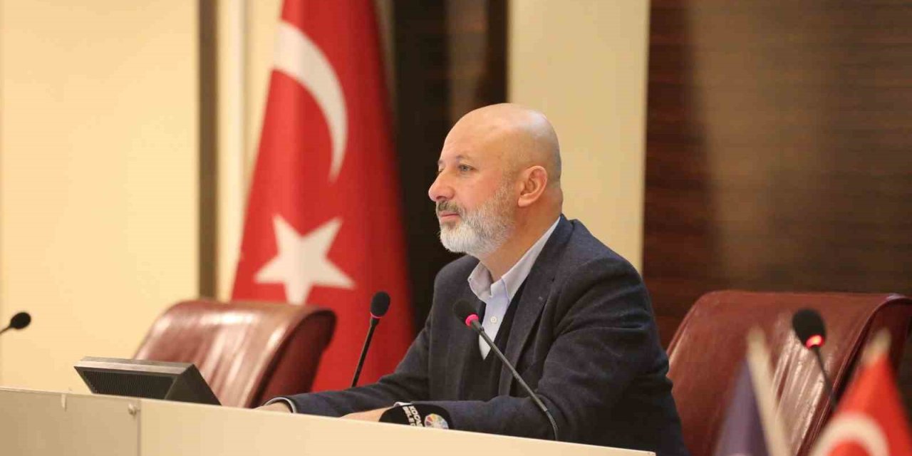 Başkan Çolakbayrakdar, Deprem Çalışmalarıyla İlgili Bilgiler Verdi