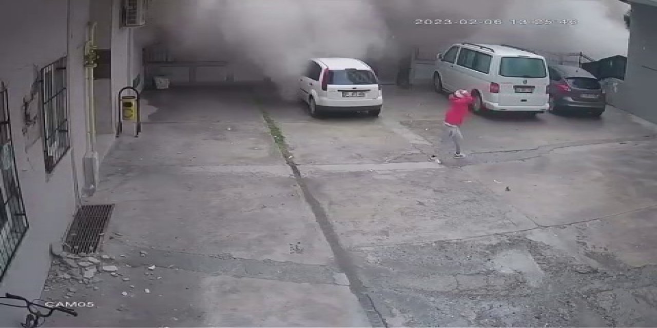 Adana’daki Sinem Apartmanı’nın Yıkılma Anı Kamerada