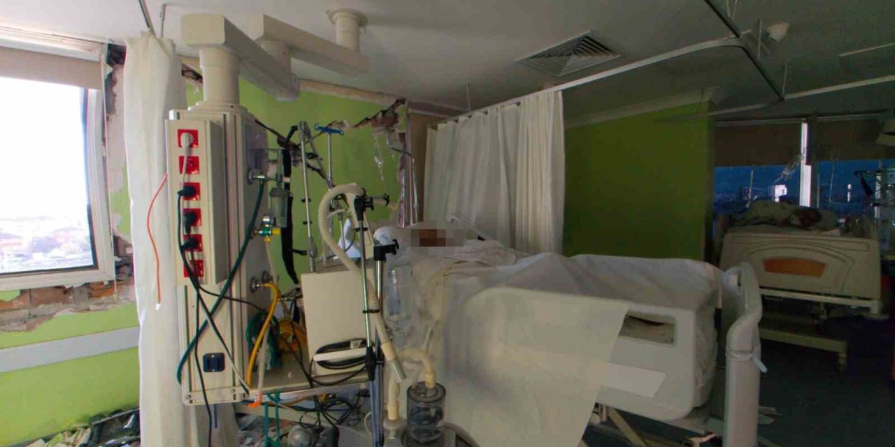 Zonguldak Umke Ekibi Canlarını Hiçe Sayarak Yoğun Bakımdan Hasta Kurtardı