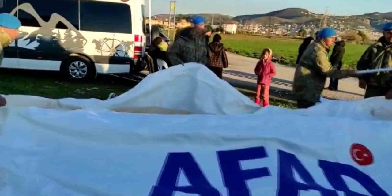 Msb: “mehmetçiklerimiz, Hatay Ve Diğer İllerde Çadır Kurma Faaliyetlerini Sürdürüyor”