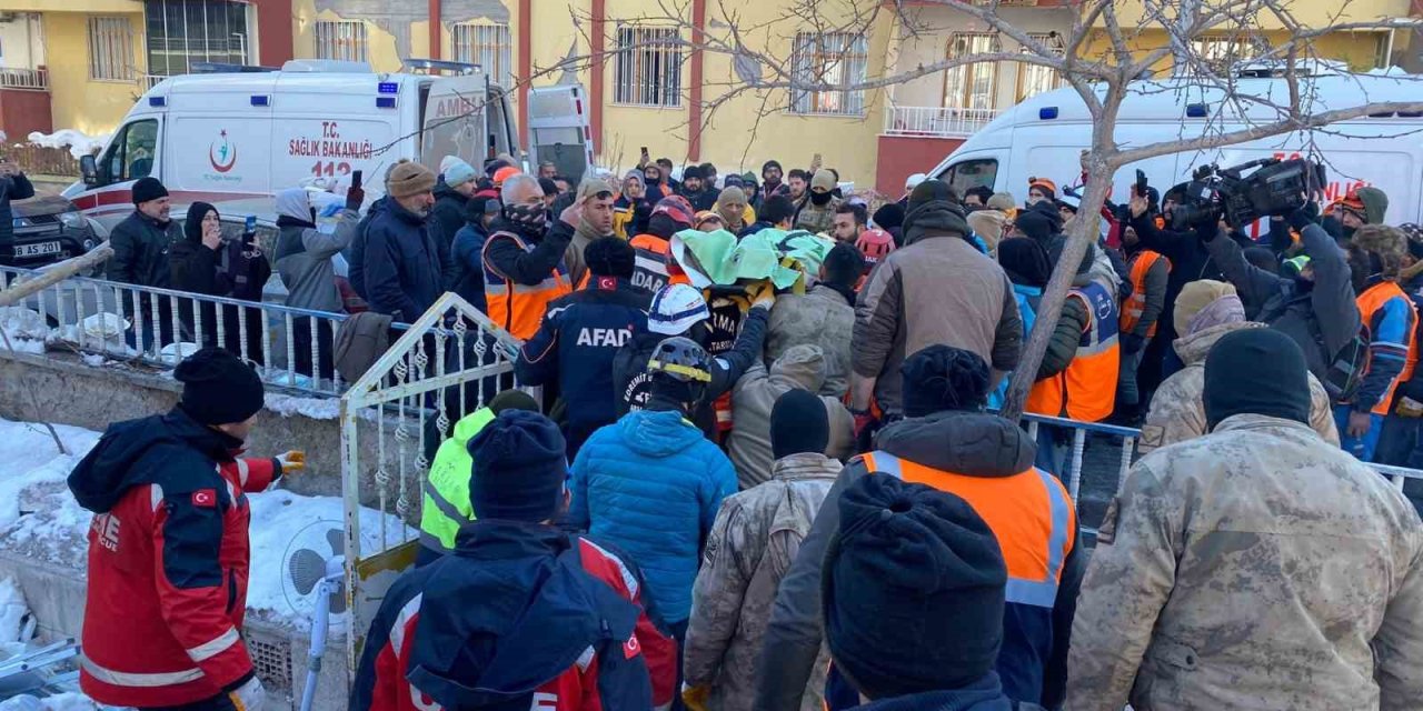 Edremit Belediyesi Ekipleri Bugün 2 Kişiyi Kurtardı