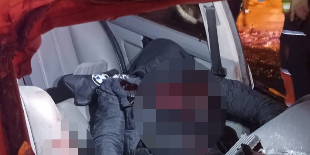 Silivri’de Otomobil Kar Küreme Aracına Ok Gibi Sapladı: 1 Ölü