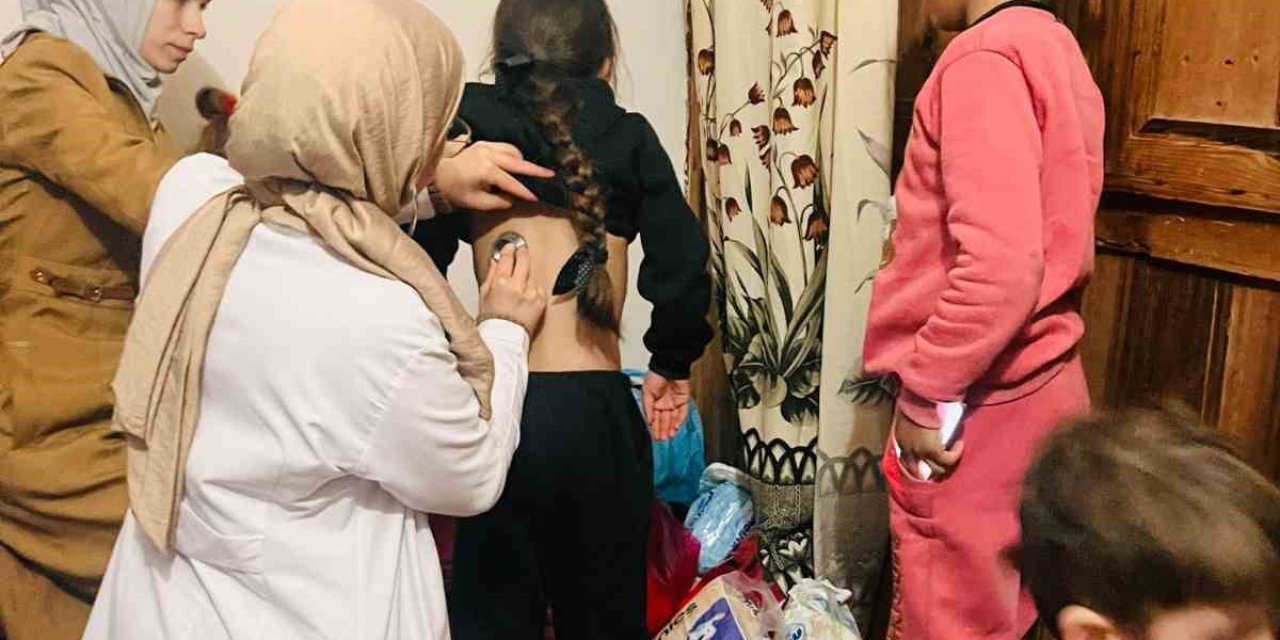 Gazipaşa’ya Getirilen Depremzedeler Sağlık Kontrolünden Geçiriliyor