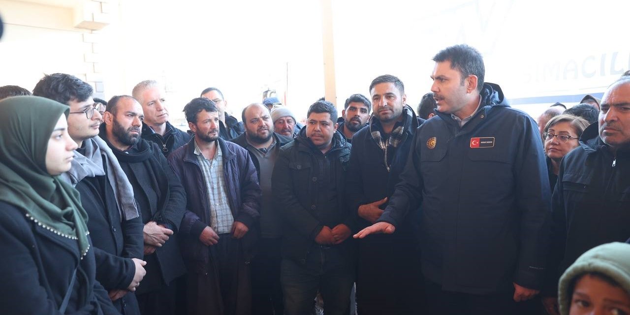 Çevre, Şehircilik Ve İklim Değişikliği Bakanı Kurum: "devlet-millet El Ele İnşallah Bu Afetin Altından Kalkacak"