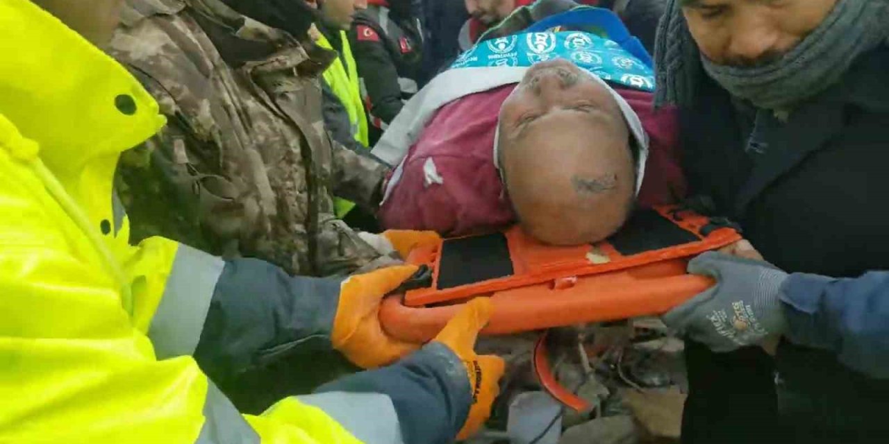 Denizli İtfaiyesi 35 Canı Kurtardı