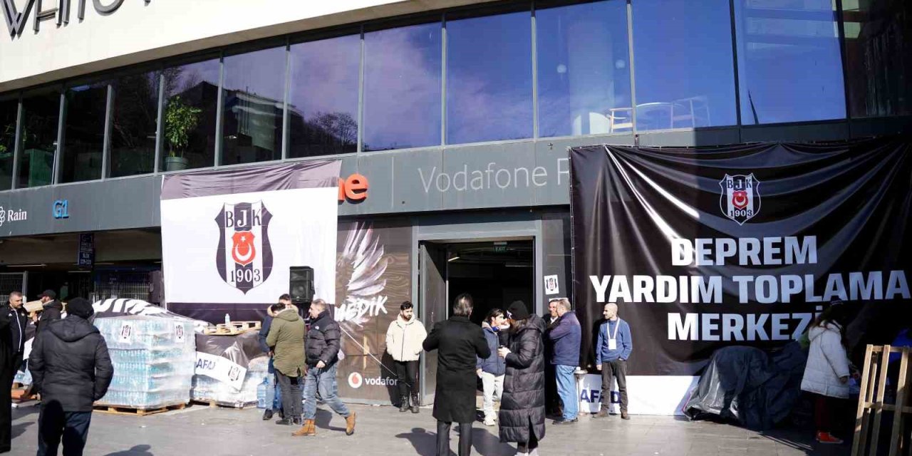 Vodafone Park’ta Depremzedeler İçin Yardım Çalışmaları Sürüyor