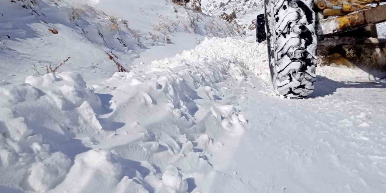 Kapalı 15 Mahalle Yolu Ulaşıma Açıldı