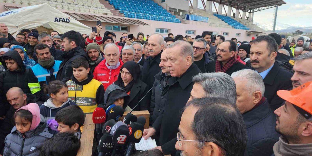 Cumhurbaşkanı Erdoğan, Depremde Can Kaybı Sayısının 18 Bin 991’e Yükseldiğini Açıkladı.