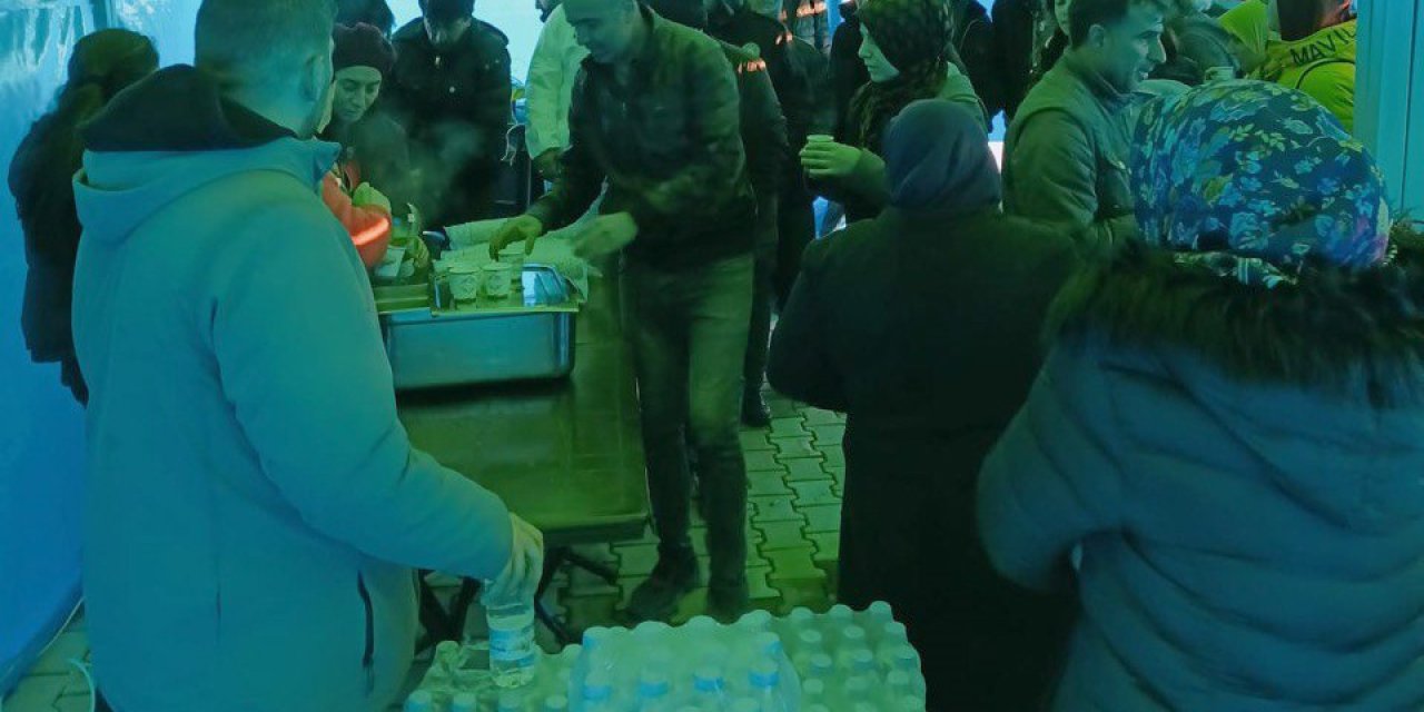 Tepebaşı’nın İhtiyaç Malzemeleri Köylere Ulaşıyor