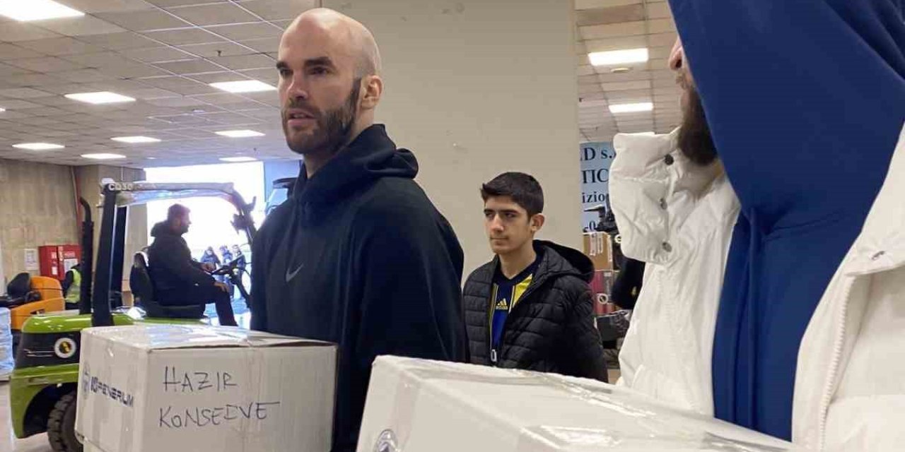 Nick Calathes Ve Scottie Wilbekin’den Destek