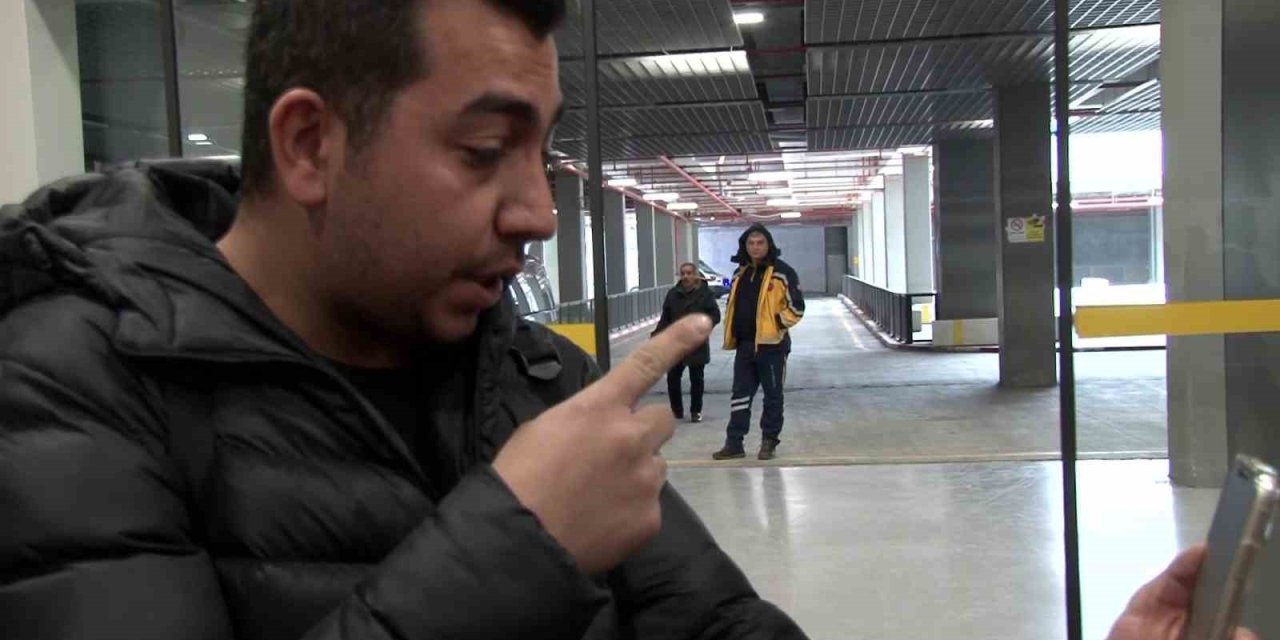 Deprem Dehşetini Bu Sözlerle Anlattı: "çocuklarımı Bile Unutup Aşağı İndim. Teker Teker İsimleriyle Çağırdım"