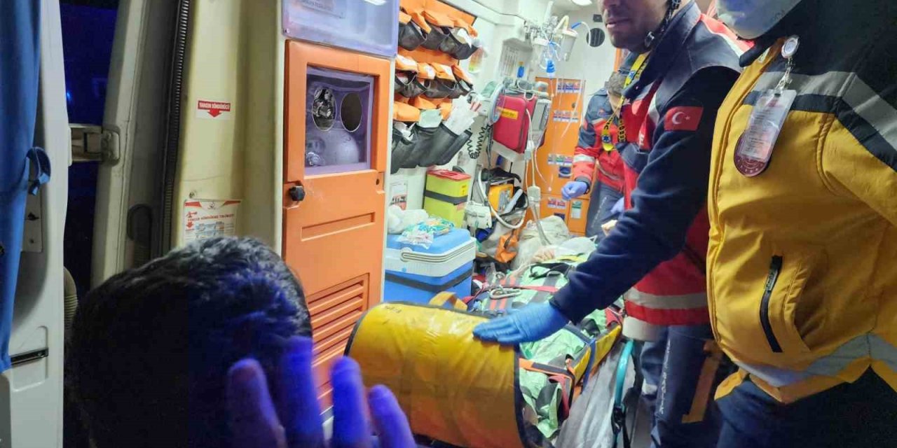 38 Yaşındaki Meltem Ünsal Enkazdan 114 Saat Sonra Sağ Kurtarıldı