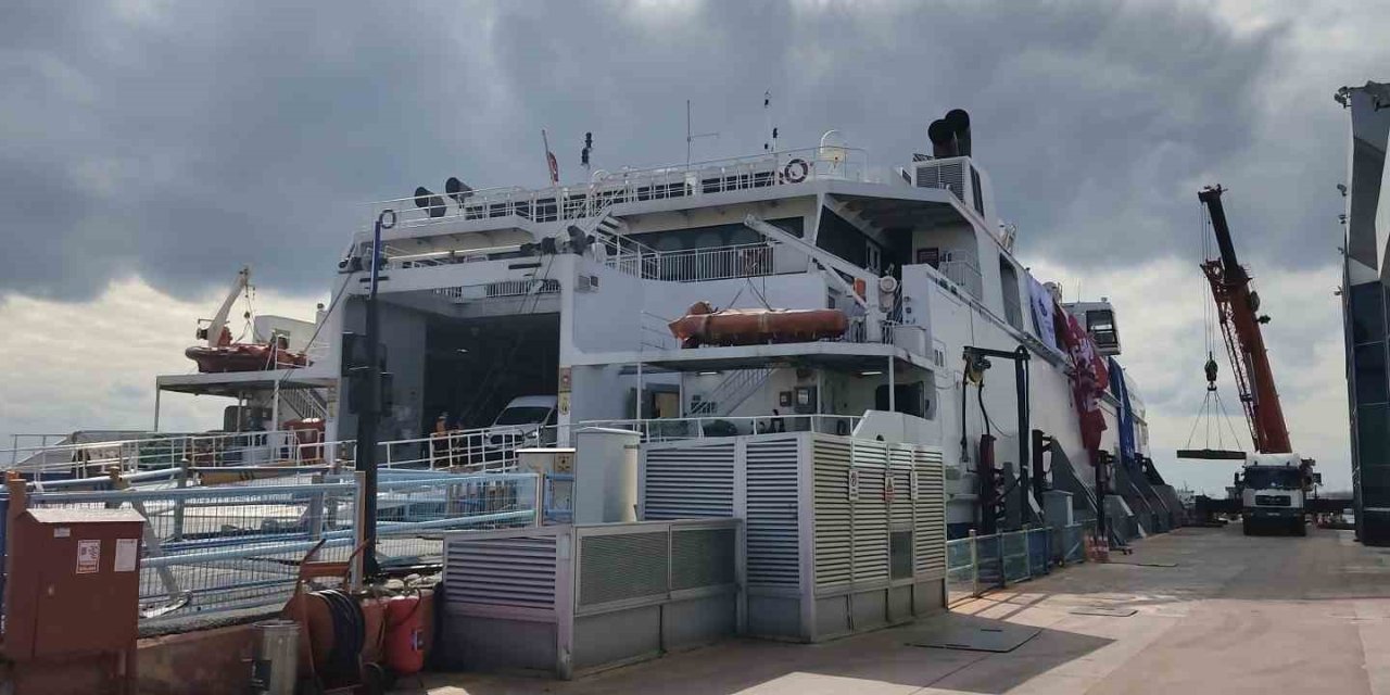 "orhangazi" Ve "osmangazi" Feribotları Yardım İçin Hatay’a Yola Çıktı