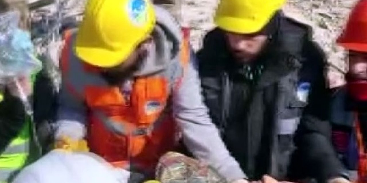 128’inci Saatte Kesilmeyen Umut: 13 Yaşındaki Ahmet Arda Sağ Kurtarıldı