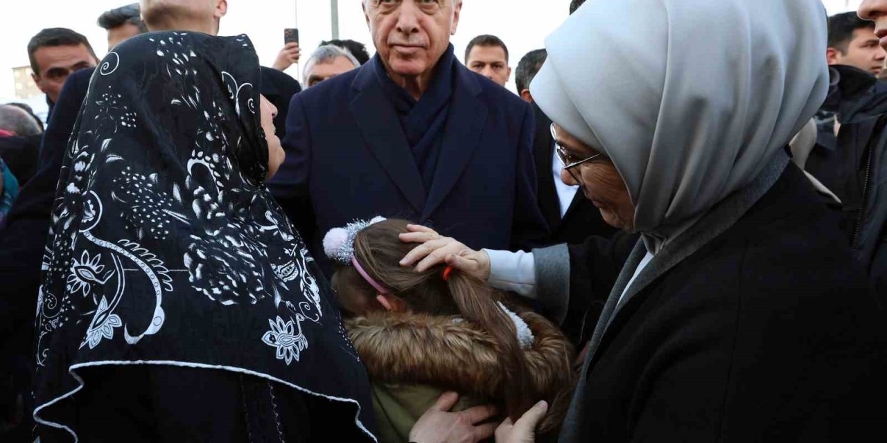 Cumhurbaşkanı Erdoğan: "21 Bin 848 Vatandaşımız Hayatını Kaybetti, 80 Bin 104 İnsanımız Yaralandı"