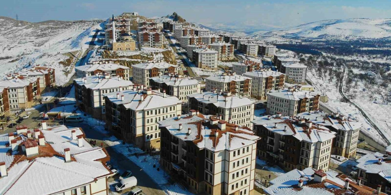 Malatya’da Toki’de Kalan Vatandaşlar Güven İçerisinde Yaşıyorlar