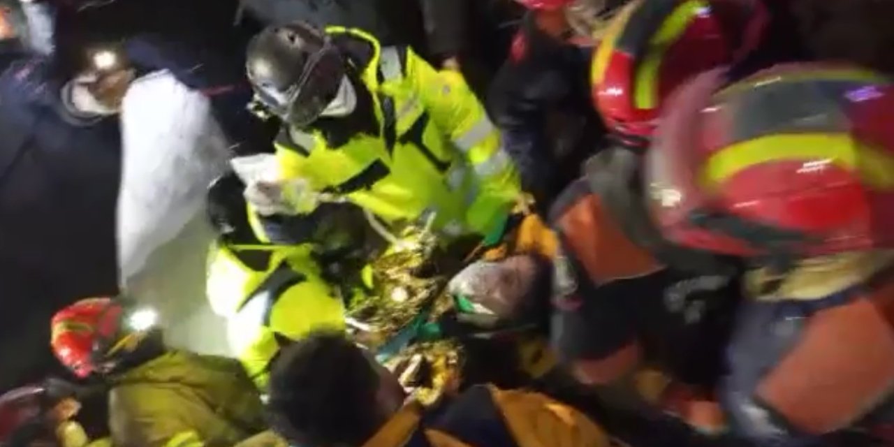 Hatay’da 136 Saat Sonra Gelen Bir Mutluluk Daha