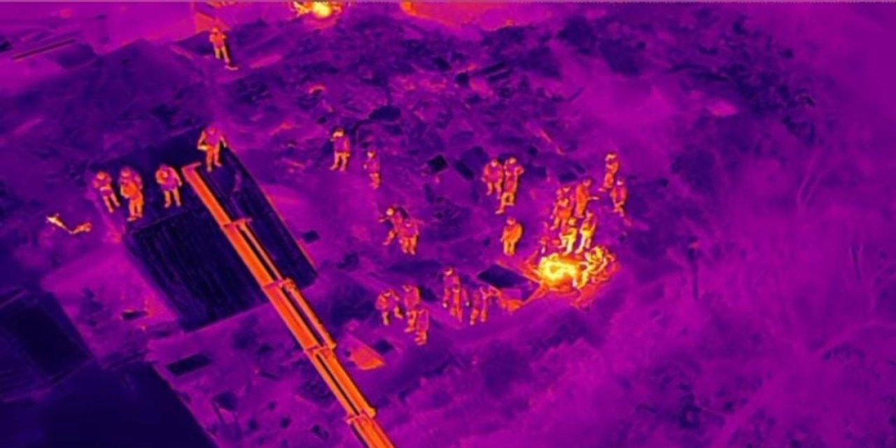 Termal Kameralar Umutları Yeşertiyor, Enkaz Altındakiler Böyle Tespit Ediliyor