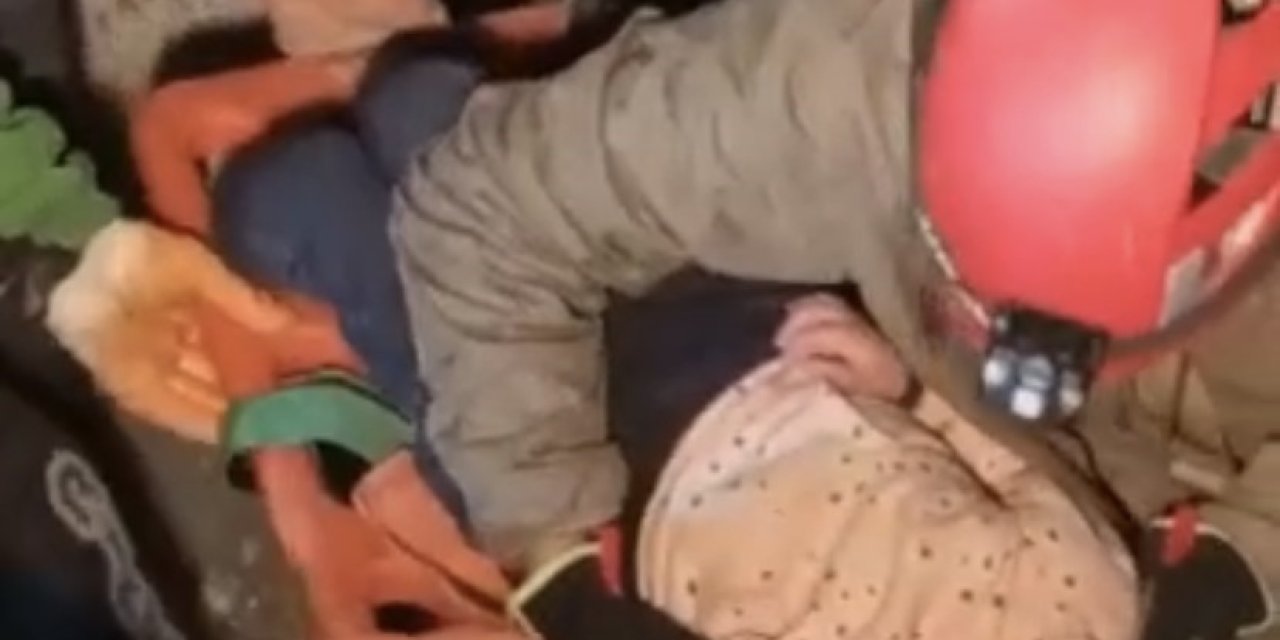 Hatay’da 141. Saatte Anne Ve 5 Yaşındaki Kızı Enkazdan Çıkartıldı