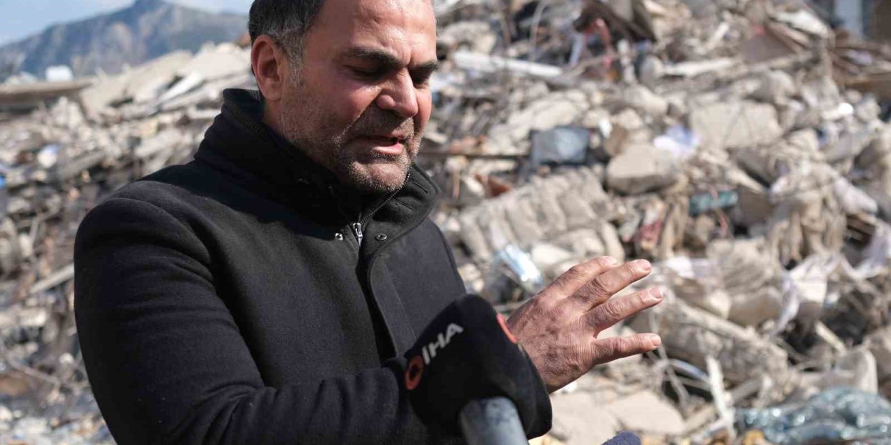 Hatay’da Enkazdan Kurtulan Emekli Emniyet Müdür Yardımcısı Yaşadıklarını Gözyaşlarıyla Anlattı