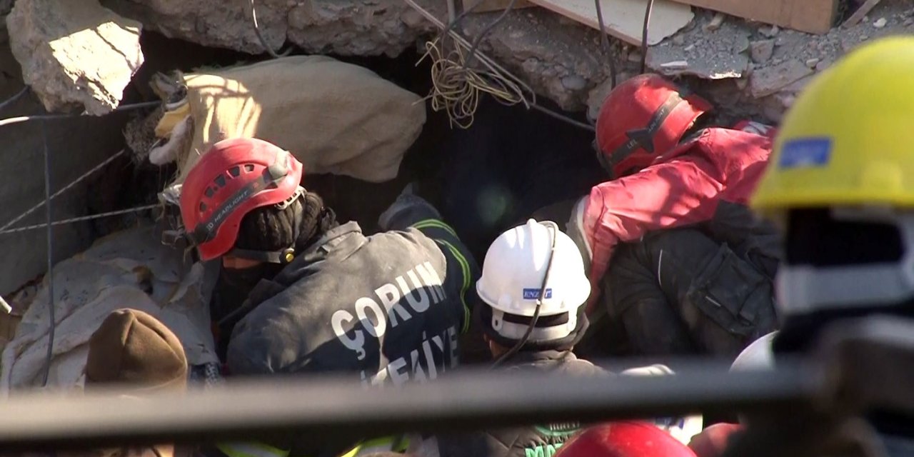 Adıyaman’da 151. Saatte 8 Yaşındaki Hacı Ahmet’ten Güzel Haber Bekleniyor