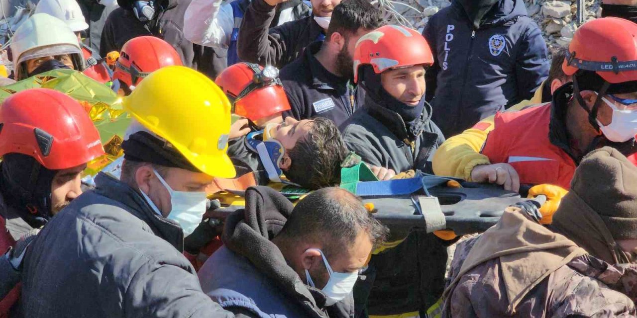 152 Saat Sonra Kurtarılan Ahmet’in İlk Sözleri ’amca Su İstiyorum’ Oldu