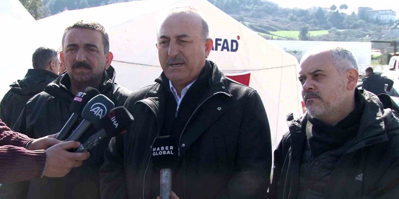 Bakan Çavuşoğlu, Mevkidaşı Dendias İle Birlikte Hatay’da İncelemelerde Bulundu