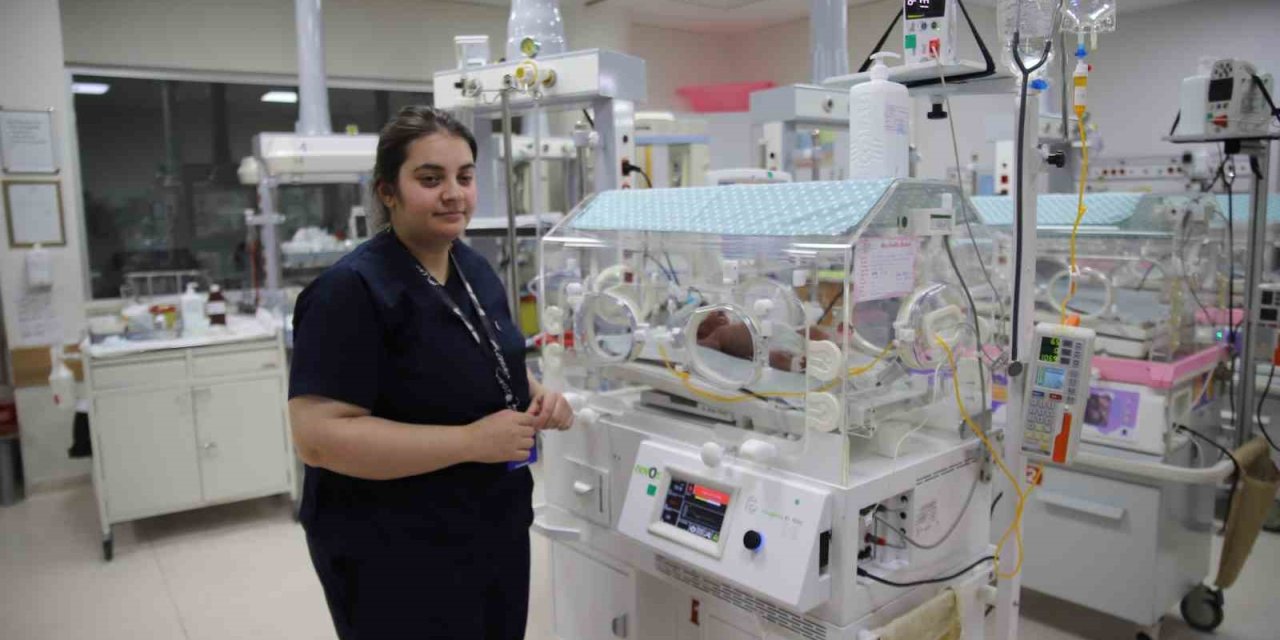 Kahraman Hemşire Güvenlik Kameralarına Da Yansıyan O Anlattı