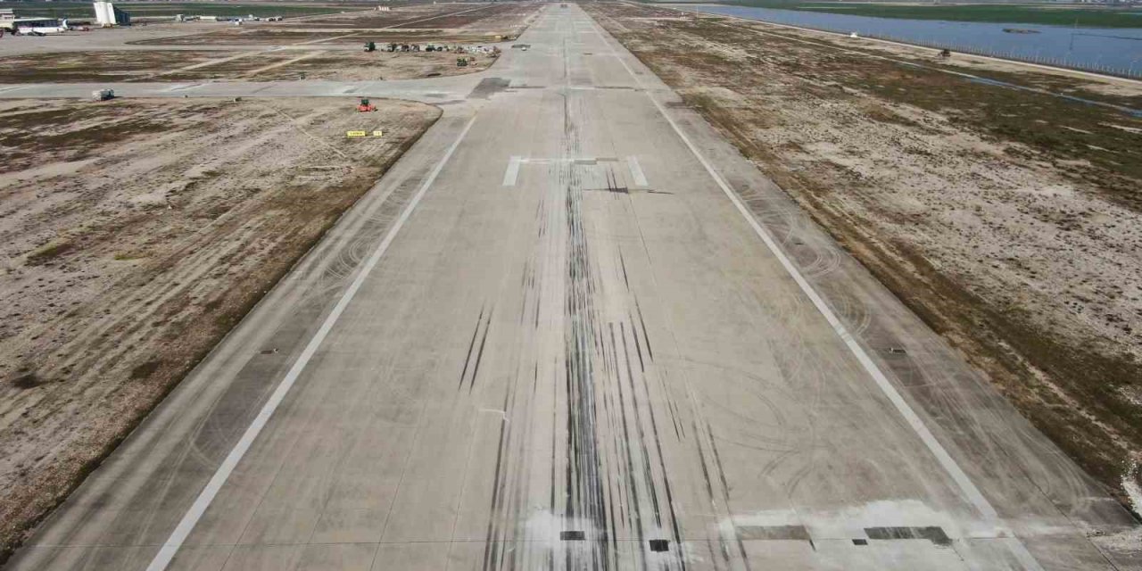 İga’nın Onardığı Hatay Havalimanı Pisti Havadan Görüntülendi