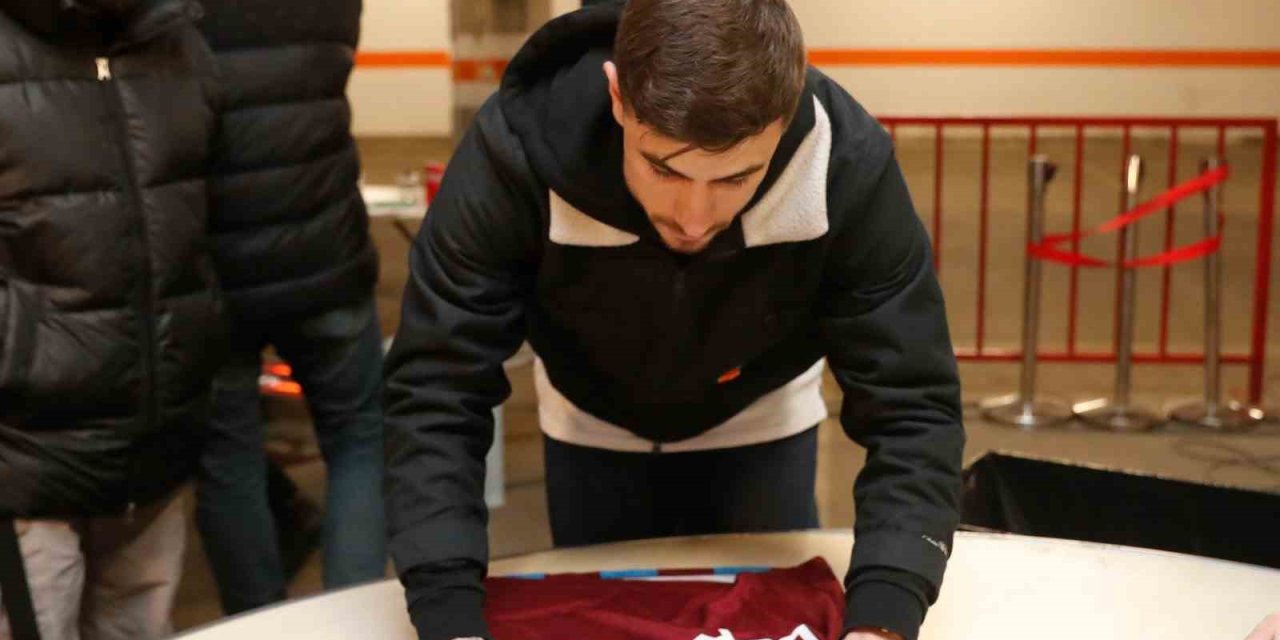 Dorukhan Toköz’den Anlamlı Hareket