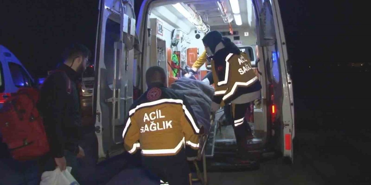 Deprem Bölgesinden 6 Yaralı Depremzede Daha İstanbul’a Getirildi