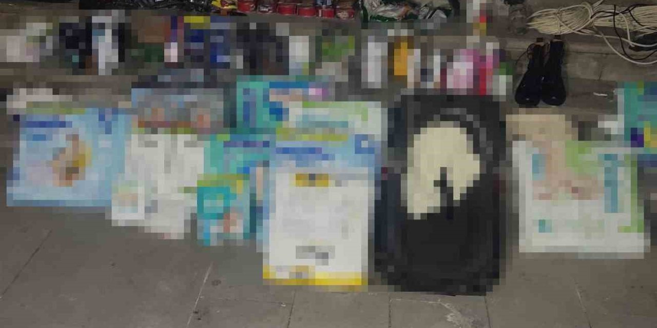 Depremzedelerin Malzemesini Çalan 10 Hırsız Tutuklandı