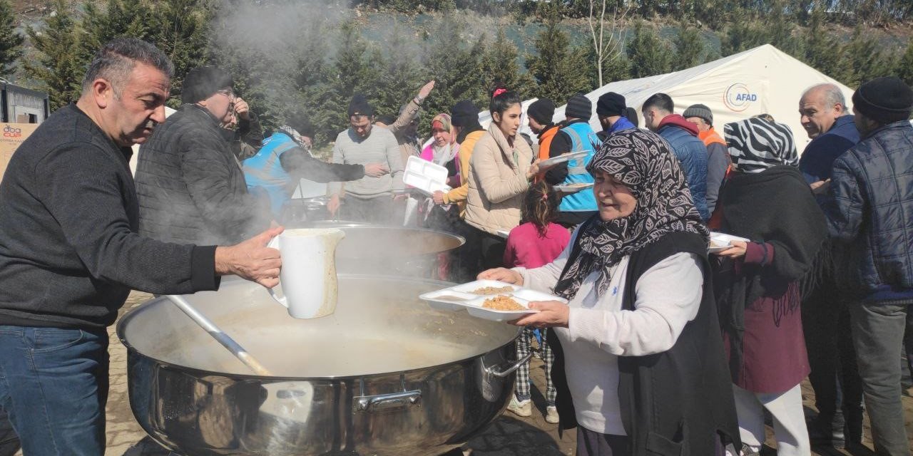 Develi’den Kahramanmaraş’ta Aşevi Desteği