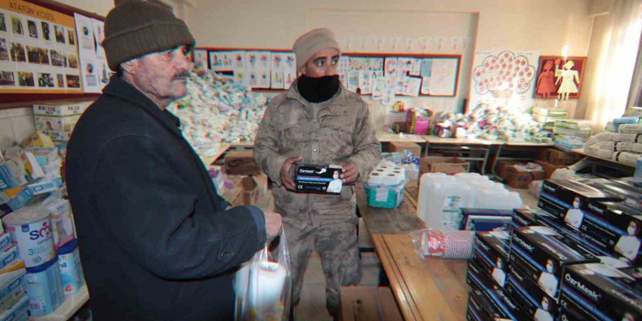 Okul ’market’ Oldu, Güvenlik Korucuları ’çalışan’