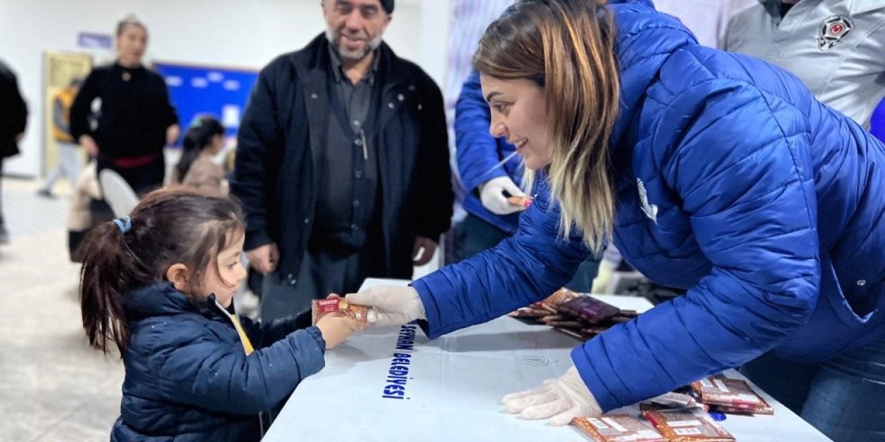 Seyhan Belediyesi, Depremzedelerin İhtiyaçlarına Koşuyor