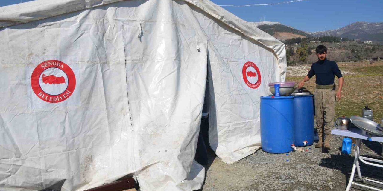 Şenoba Belediyesi Depremzedeler İçin 7 Günde 21 Bin Kişilik Yemek Yaptı