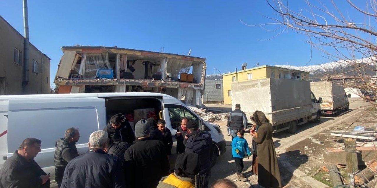 Başkan Özkan Alp Deprem Bölgesinde