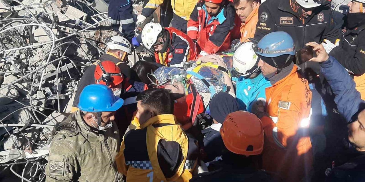 Adıyaman’da 198 Saat Sonra Enkazdan Müthiş Haber