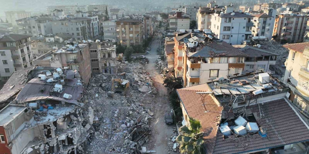 Depremin 9. Günü Hatay’daki Yıkım Havadan Çekilen Görüntülere Yansıdı
