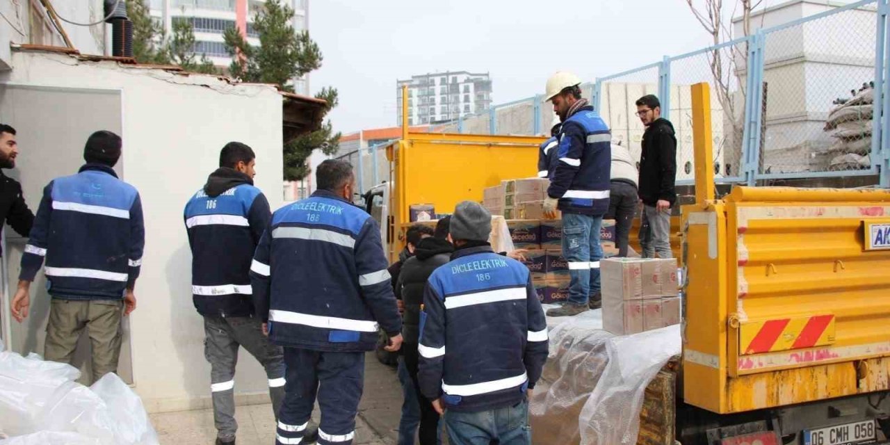 Eksim Holding’den Deprem Bölgelerine 400 Milyon Liralık Yardım