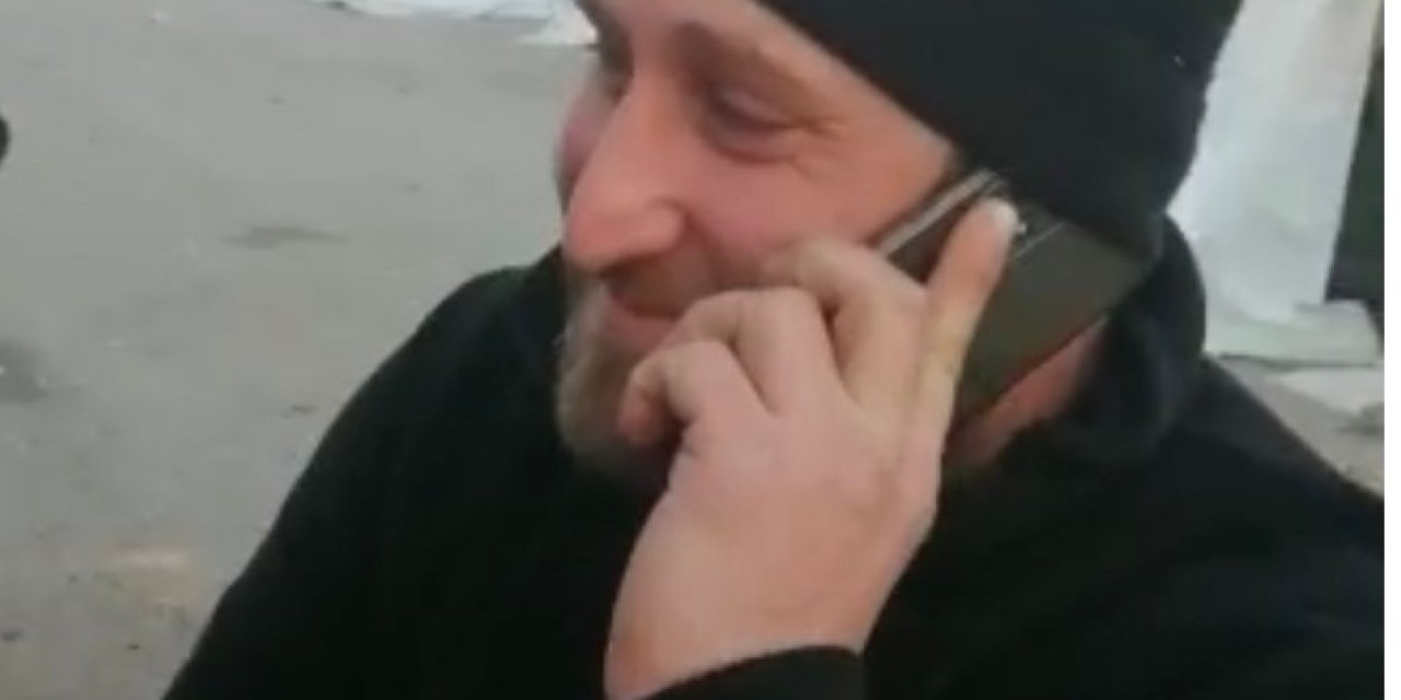 Zonguldaklı Madenci Deprem Bölgesinde Baba Olacağının Haberini Aldı