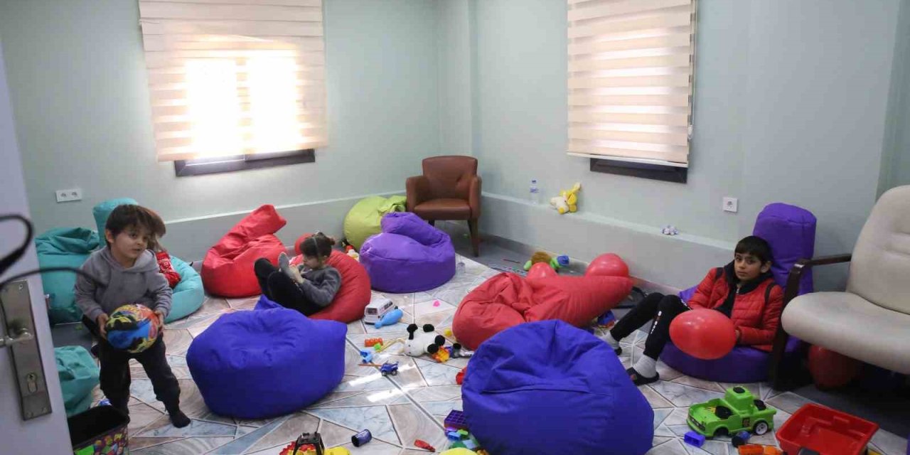 Oyunlarla Yaşadıkları Şoku Atlatmaya Çalışıyorlar