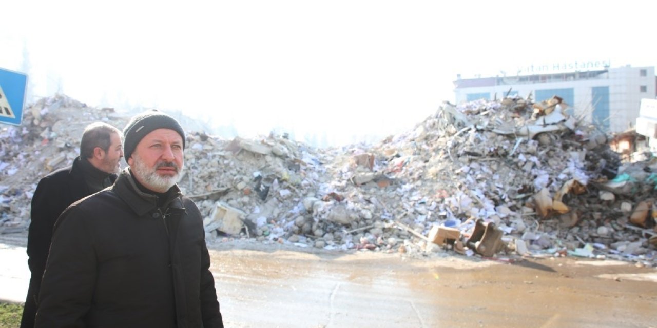 Başkan Çolakbayrakdar: "yaraların En Hızlı Şekilde Sarılması İçin Var Gücümüzle Çalışıyoruz"