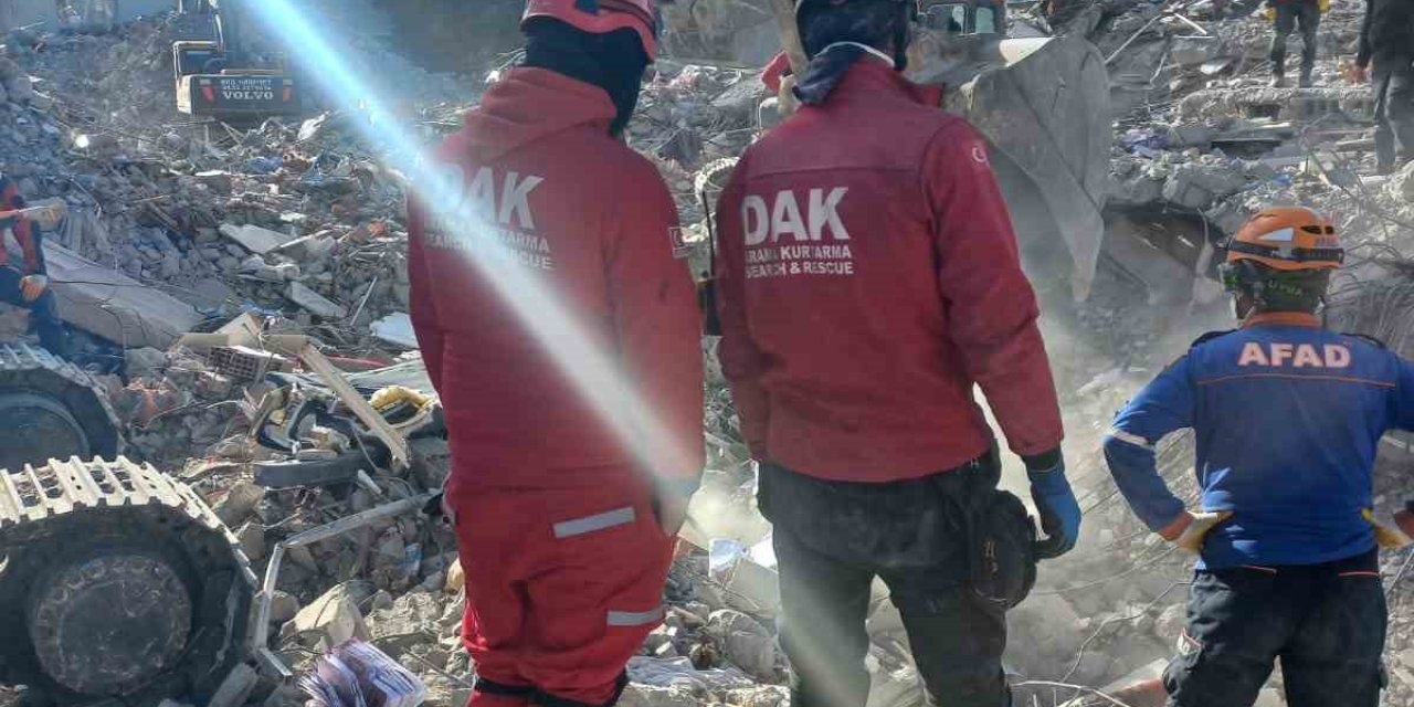 Afad Eskişehir Ve Dak Depremin 11’inci Gününde Çalışmalarını Sürdürüyor