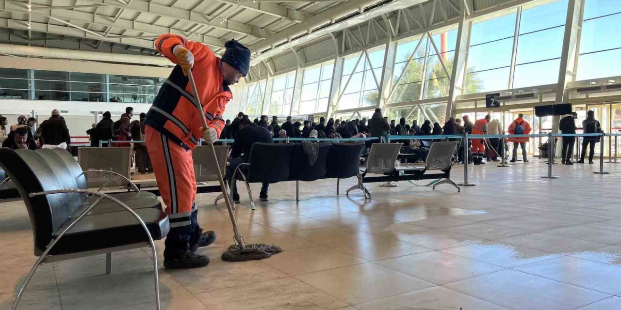 Adıyaman Havalimanı’nın Temizliğini Bağcılar Belediyesi Üstlendi