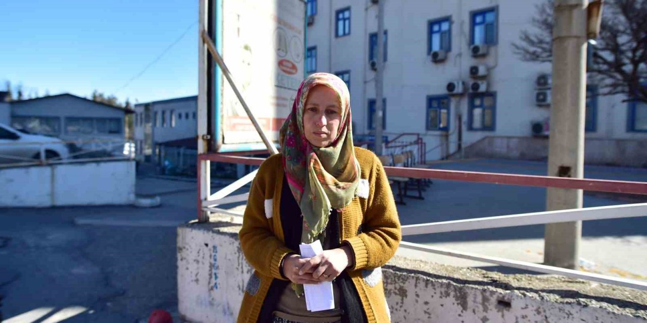 Enkaz Altında Video Çekerek Helallik İsteyen Fatma Kurt: “beni Üzen, Yıpratan Kendi Borcum Değildi”