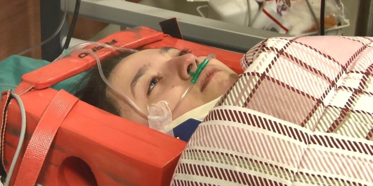 Depremin 248. Saatinde Enkazdan Çıkarılan 17 Yaşındaki Aleyna Ölmez Konuştu