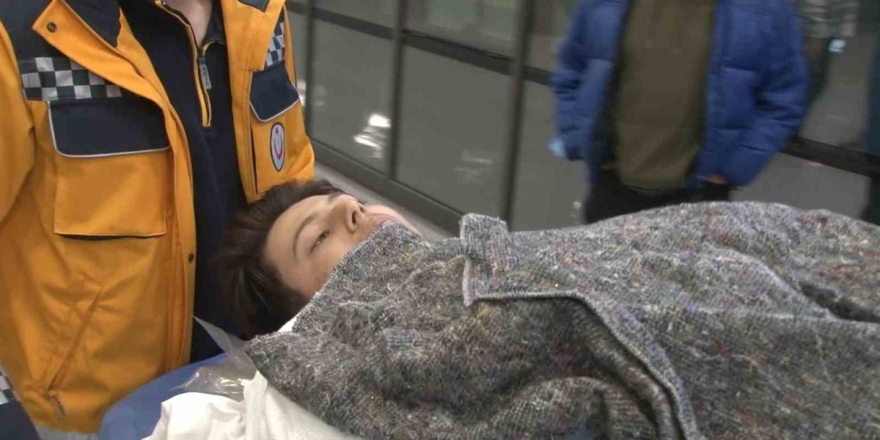 Yaralı Depremzedelerden 5’i Çam Ve Sakura Şehir Hastanesi’ne Getirildi