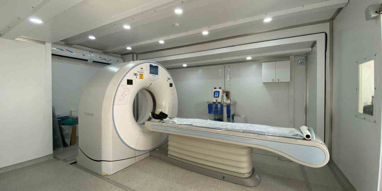 Hatay’da Kurulan Sahra Hastanesi Depremzedelere Hizmet Veriyor